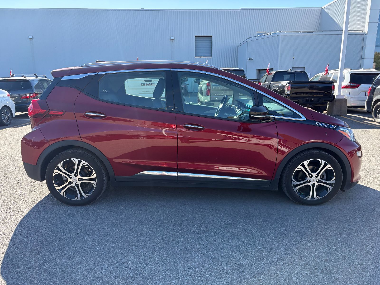 Photo 2018 Chevrolet Bolt EV PREMIER - 100% ELECTRIC - LEATHER - BOSE SPEAKERS #4