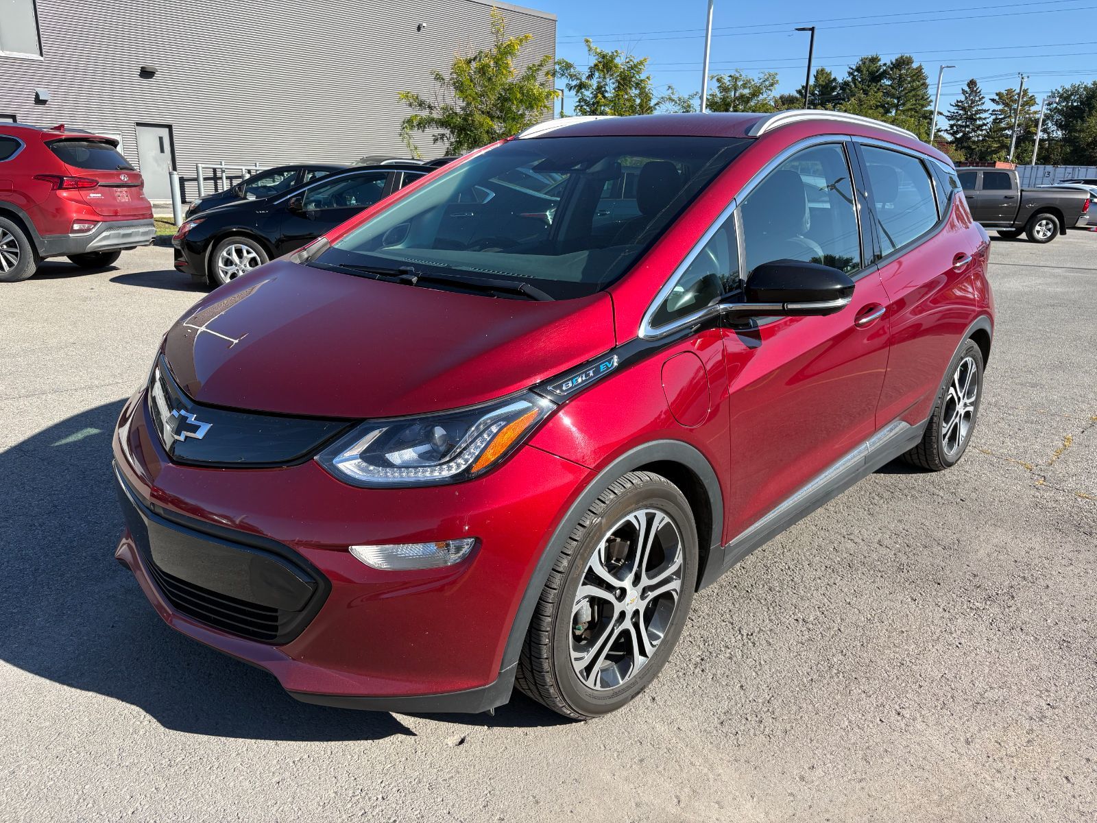 Photo 2018 Chevrolet Bolt EV PREMIER - 100% ELECTRIC - LEATHER - BOSE SPEAKERS #1