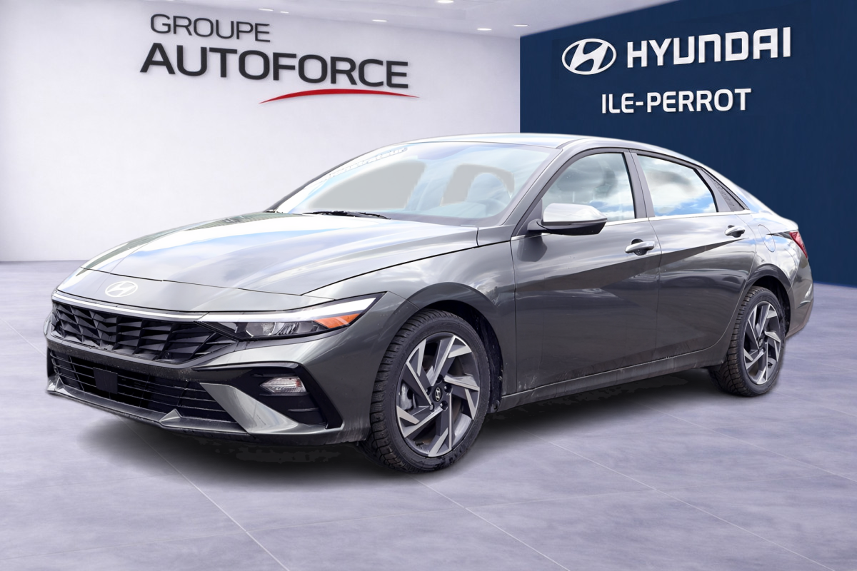 2025 Hyundai Elantra Luxury