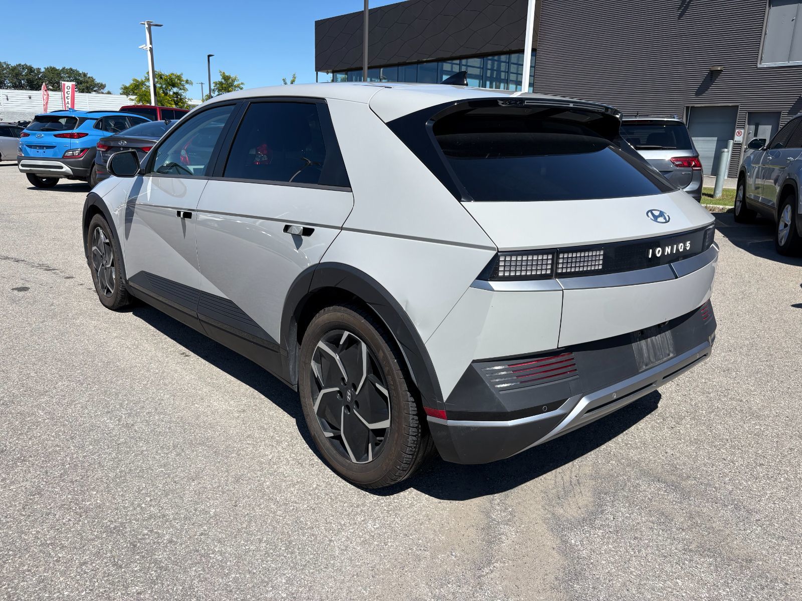 Photo Hyundai IONIQ 5 PREFERRED - RWD - 100% ELECTRIC - RARE 2022 #7