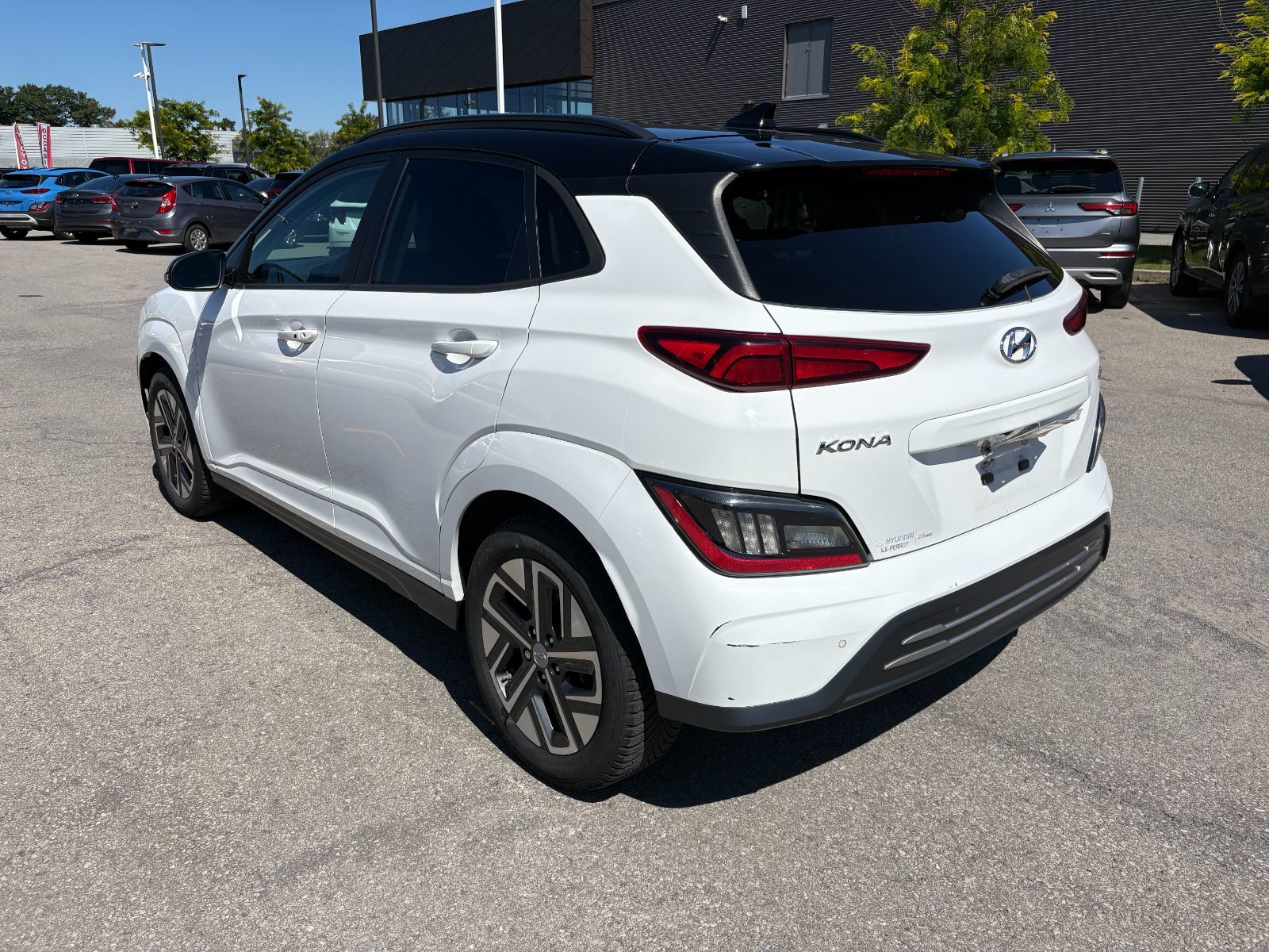 Photo Hyundai Kona Electric PREFERRED WITH TWO TONE - 100% EV - 415KM RANGE 2022 #7