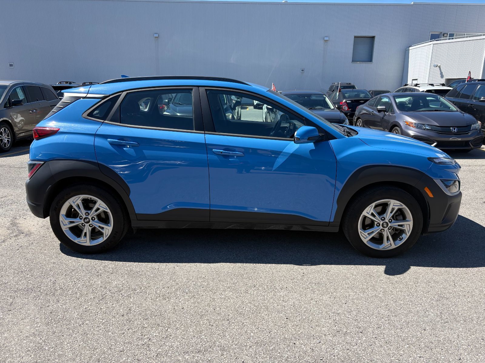 Photo 2022 Hyundai Kona PREFFERED - AWD - REMOTE STARTER - HEATED STEERING #4