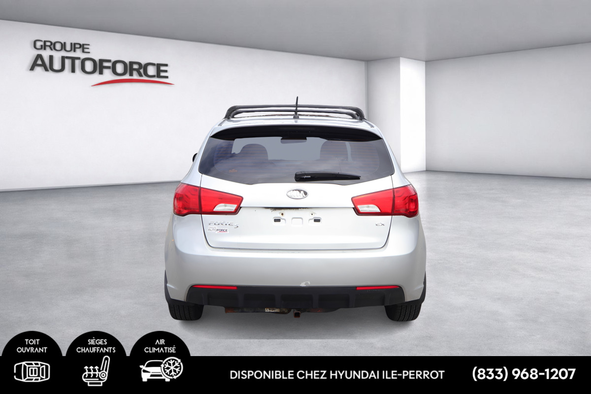 Photo 2012 Kia Forte 5-Door EX - SUNROOF - A/C BLOW COLD - AUTOMATIC #5