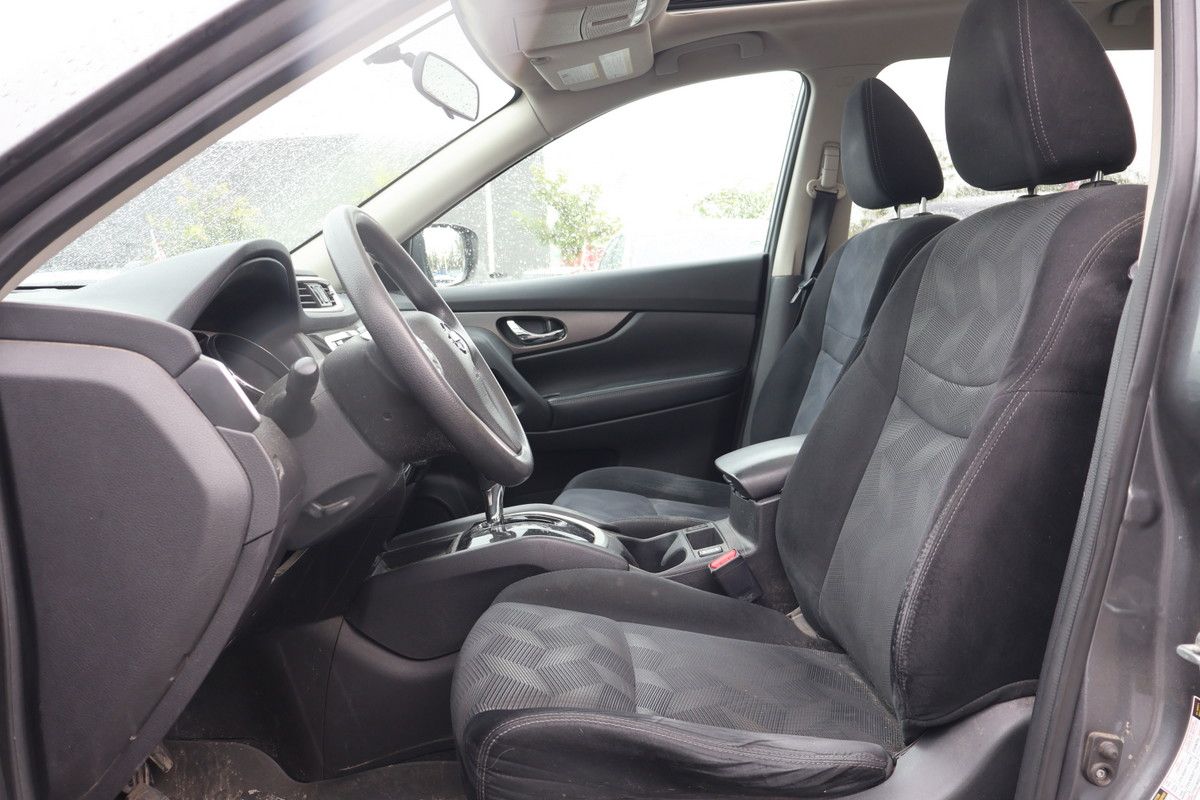 Photo Nissan Rogue SV - AWD - PANORAMIC SUNROOF - BACK-UP CAMERA 2015 #7