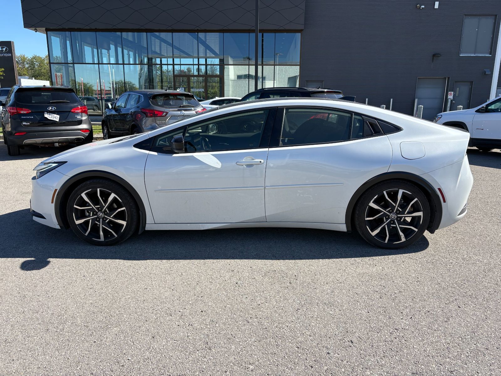 Photo Toyota Prius Plug-In Hybrid PLUG-IN HYBRID - XSE - DUAL SUNROOF - LEATHER 2025 #8