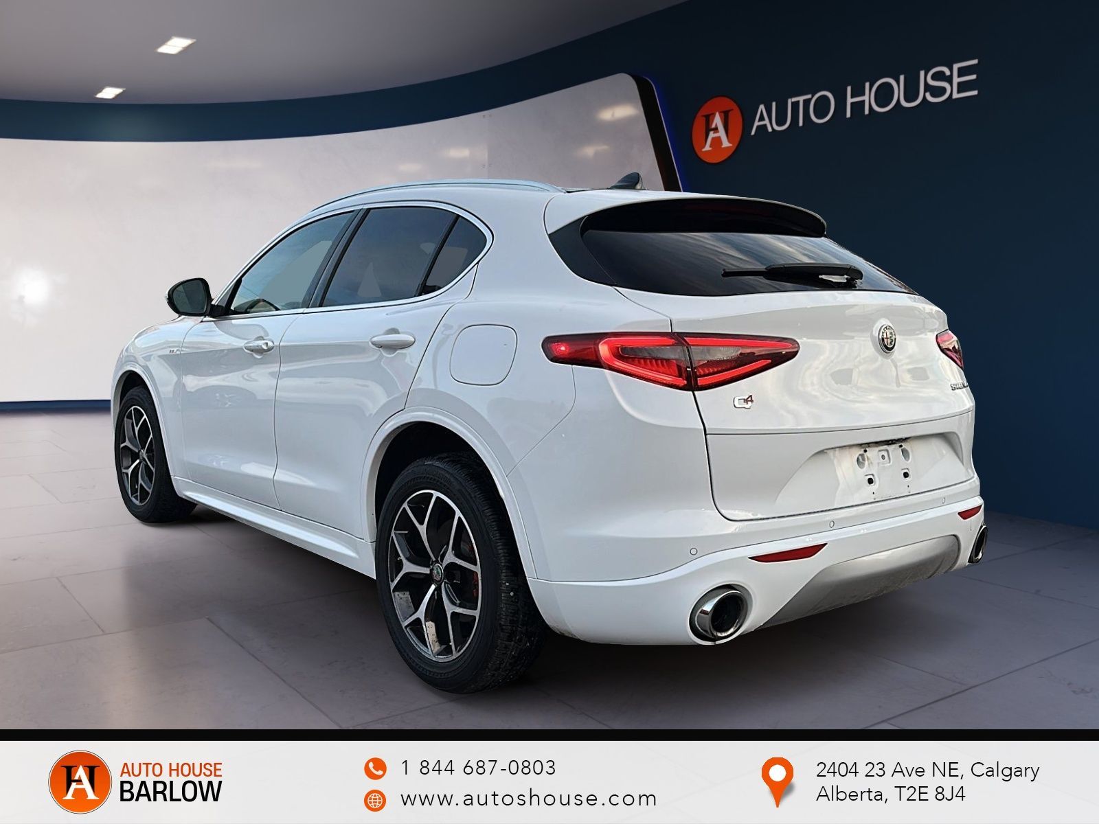 Photo 2021 Alfa Romeo Stelvio Ti LEATHER SEATS AWD #4