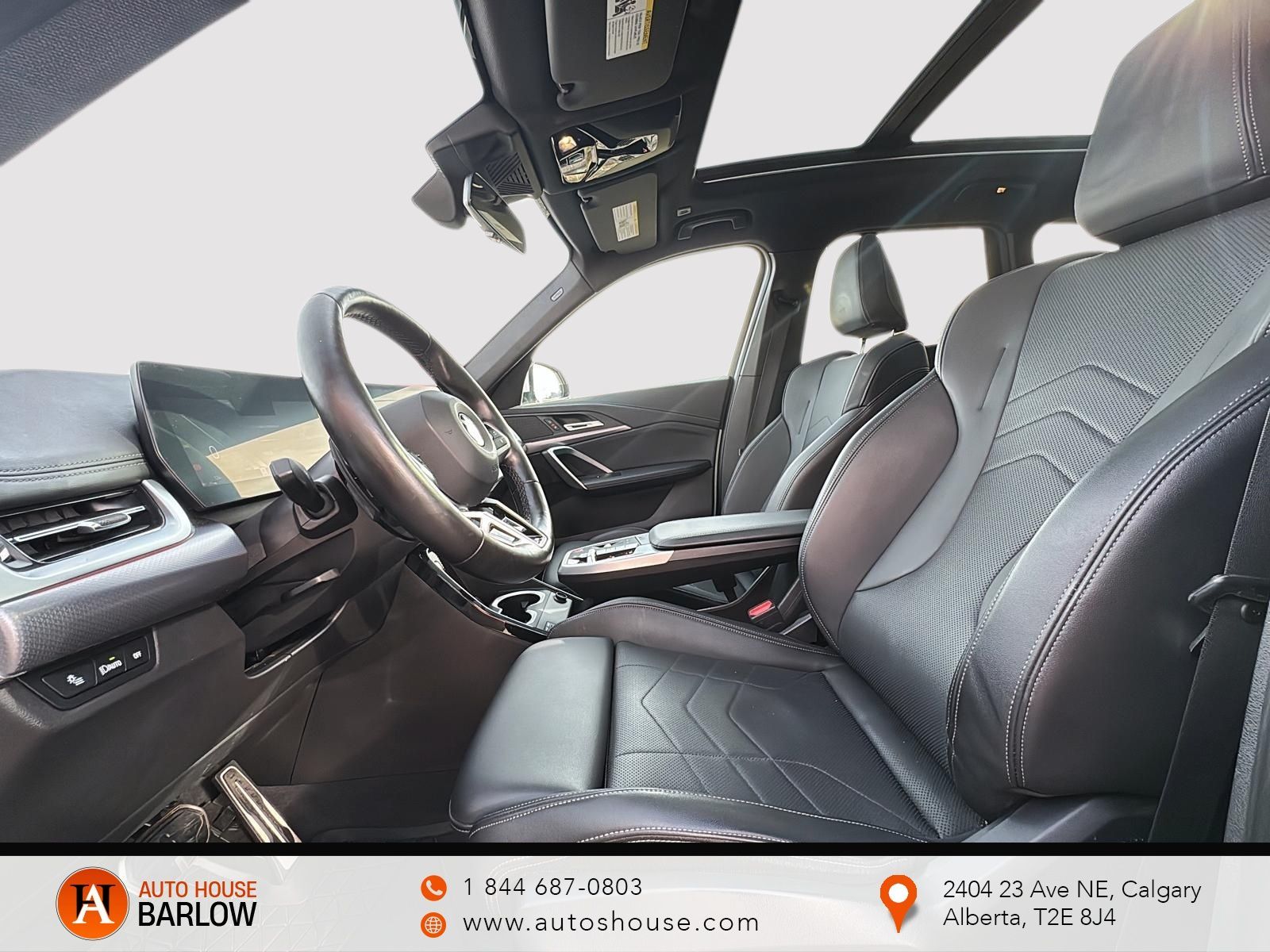Photo 2023 BMW X1 xDrive28i M Package AWD #6