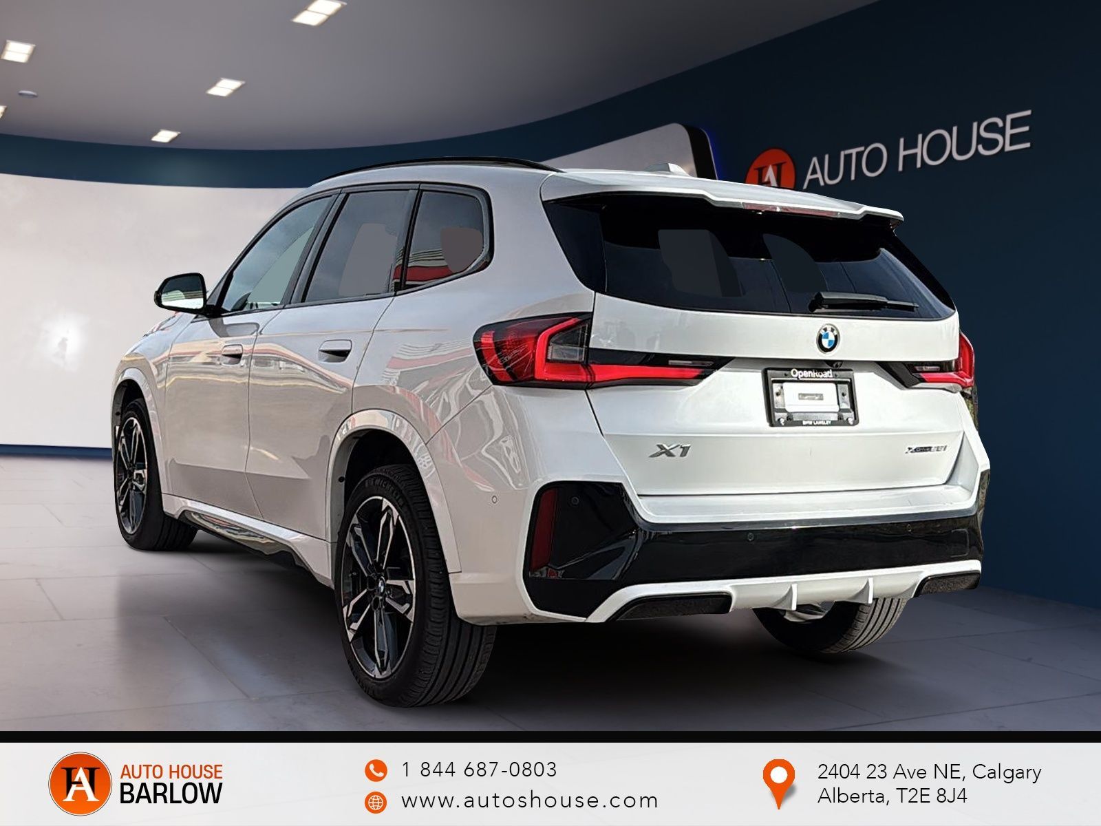 Photo 2023 BMW X1 xDrive28i M Package AWD #4