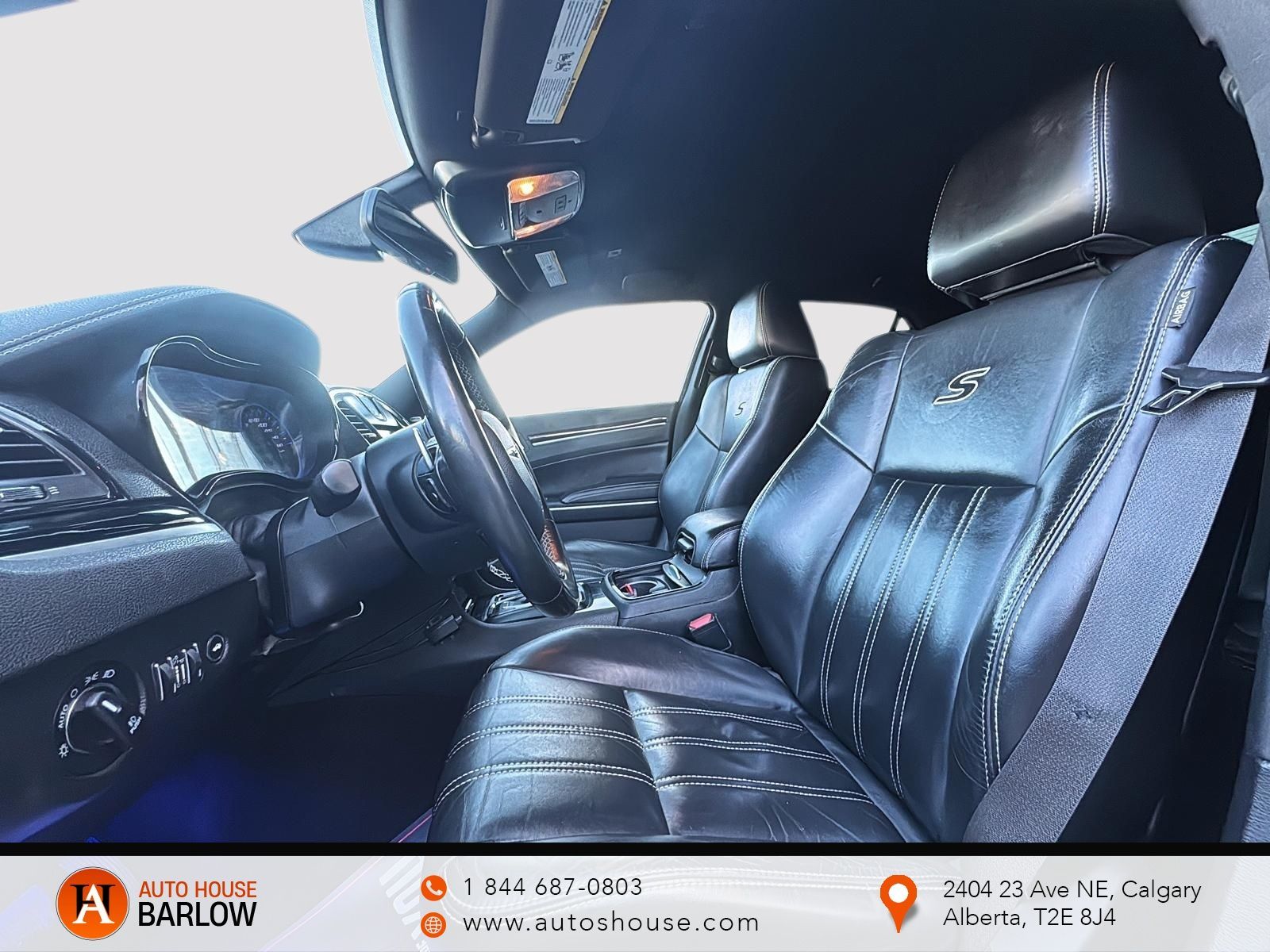 Photo 2019 Chrysler 300 300S Leather AWD #6