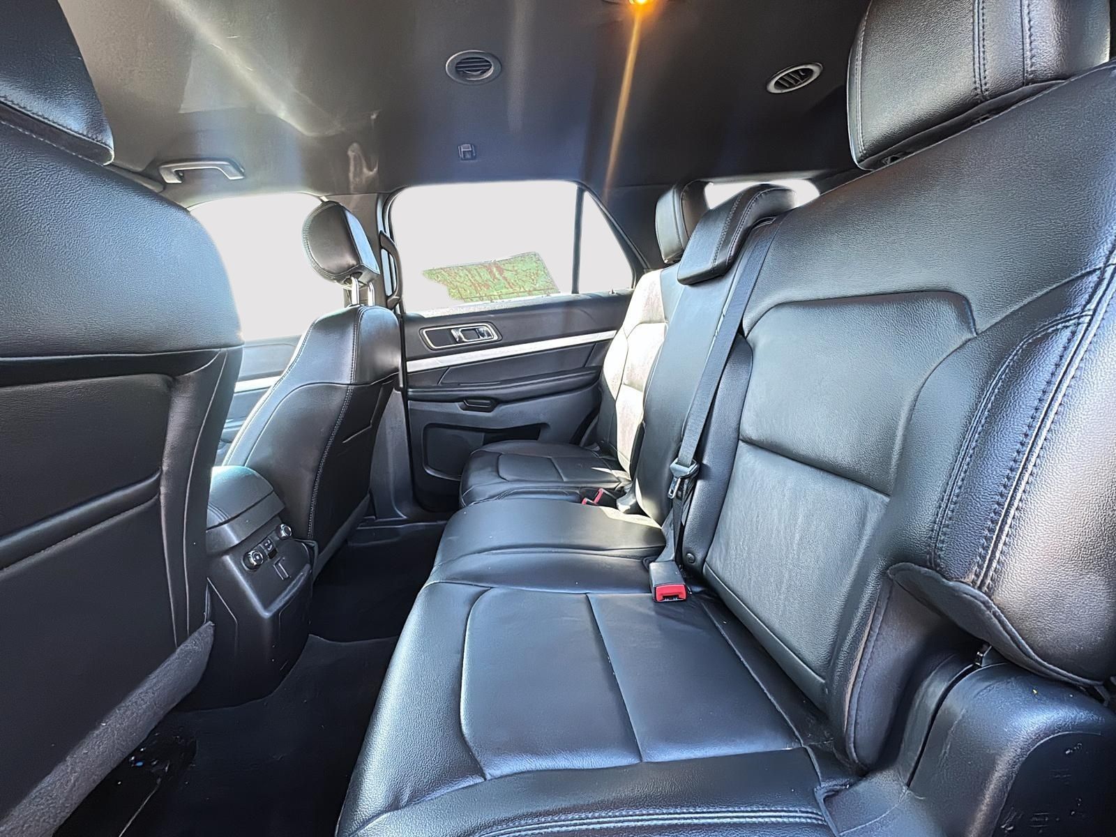 Photo 2017 Ford Explorer XLT LEATHER SEATS #7