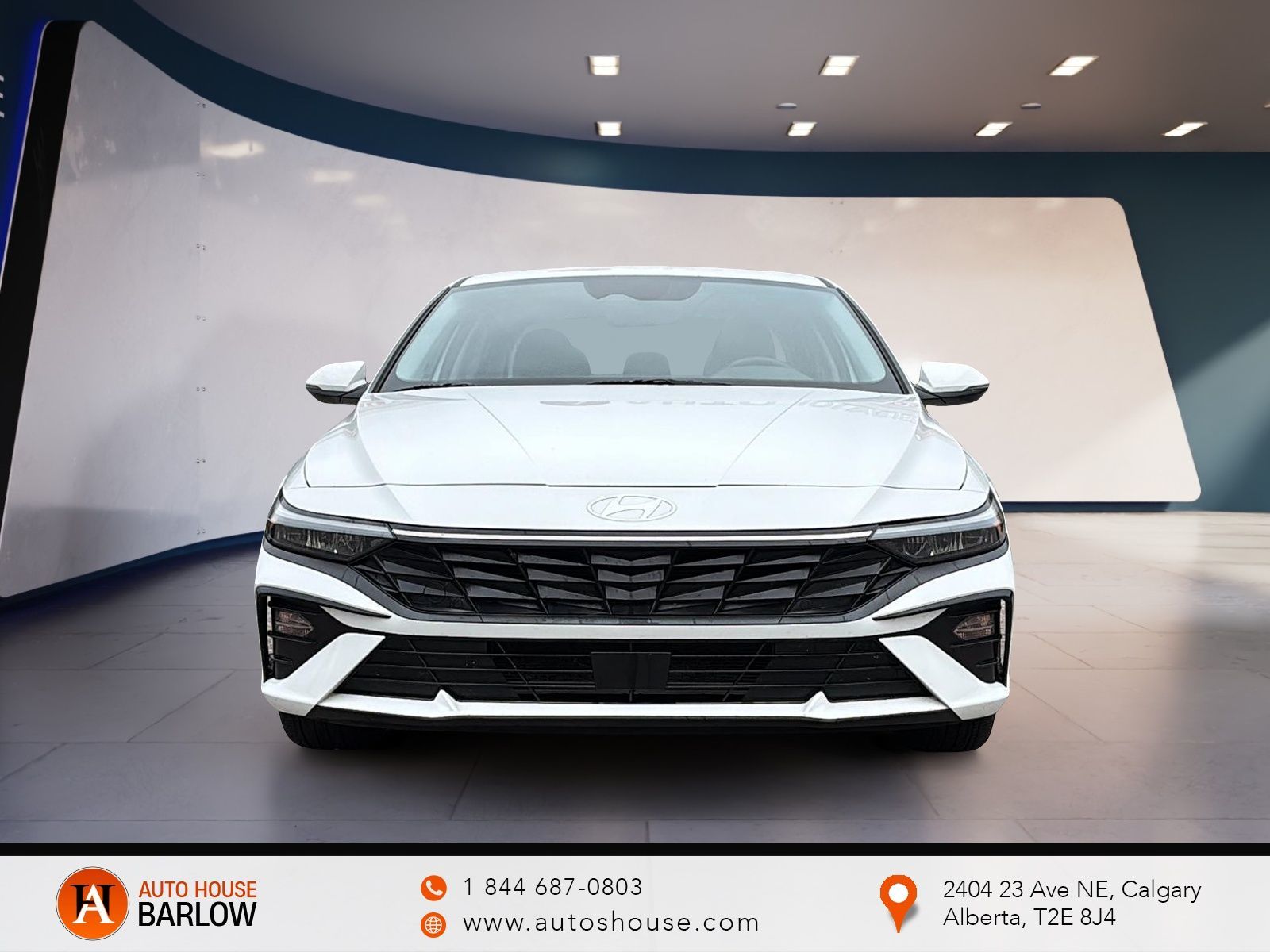 Photo 2025 Hyundai Elantra Luxury LEATHER SEATS #2