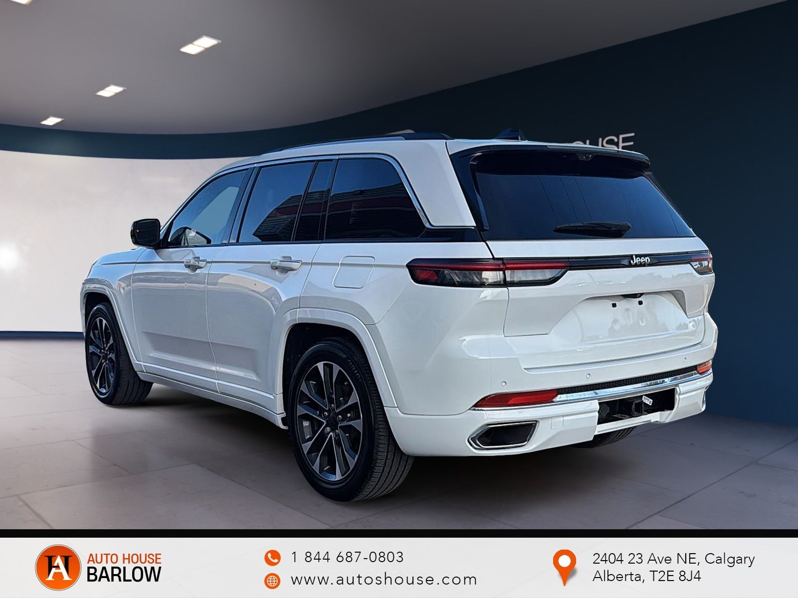 Photo 2023 Jeep Grand Cherokee Overland Leather #4
