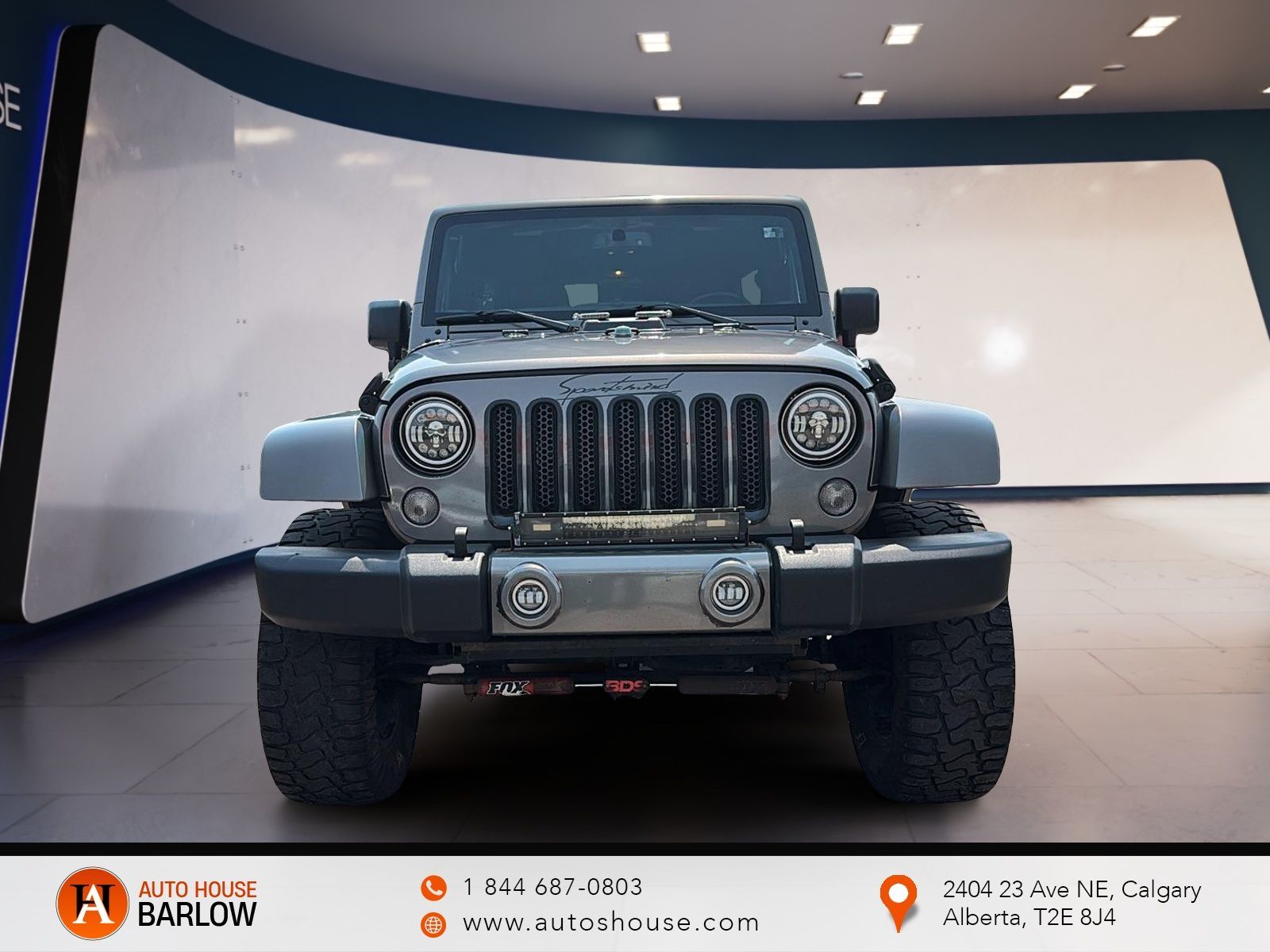 Photo 2016 Jeep Wrangler Unlimited Sahara #2