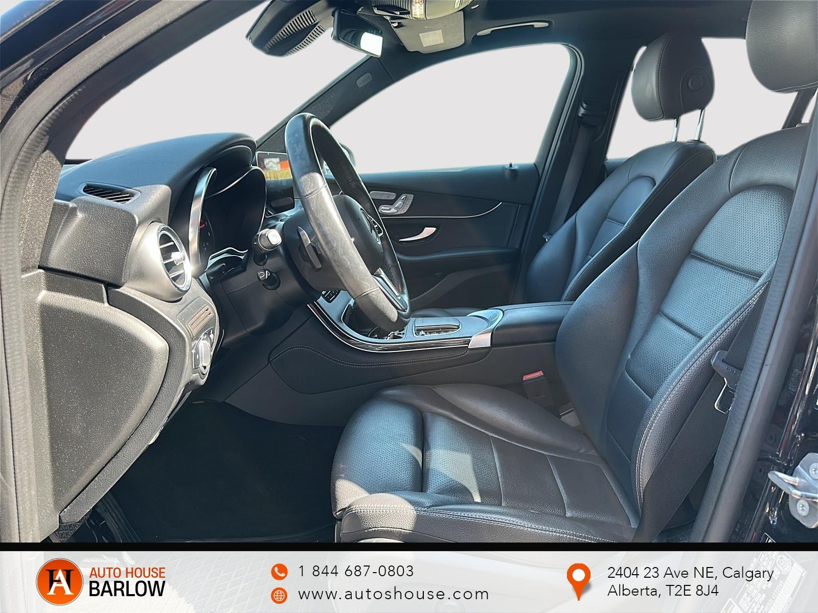 Photo 2020 Mercedes-Benz GLC GLC 300 4MATIC LEATHER SEATS #6