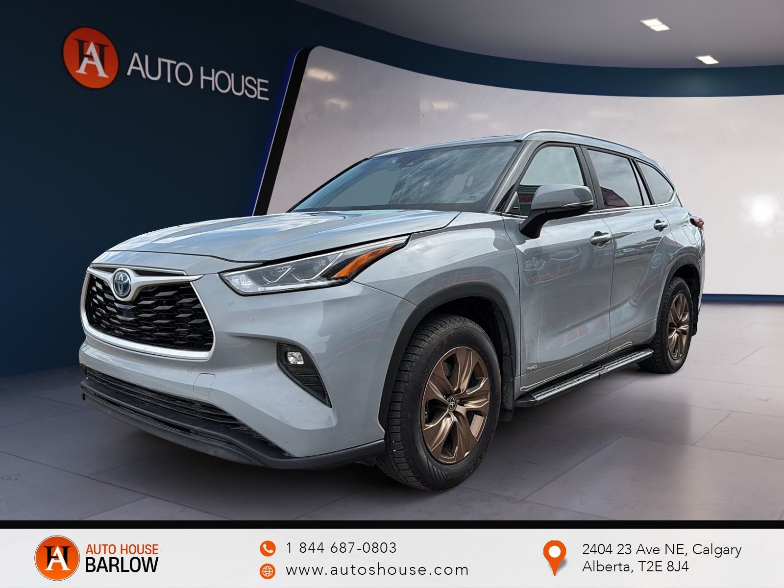 2023 Toyota Highlander XLE Hybrid