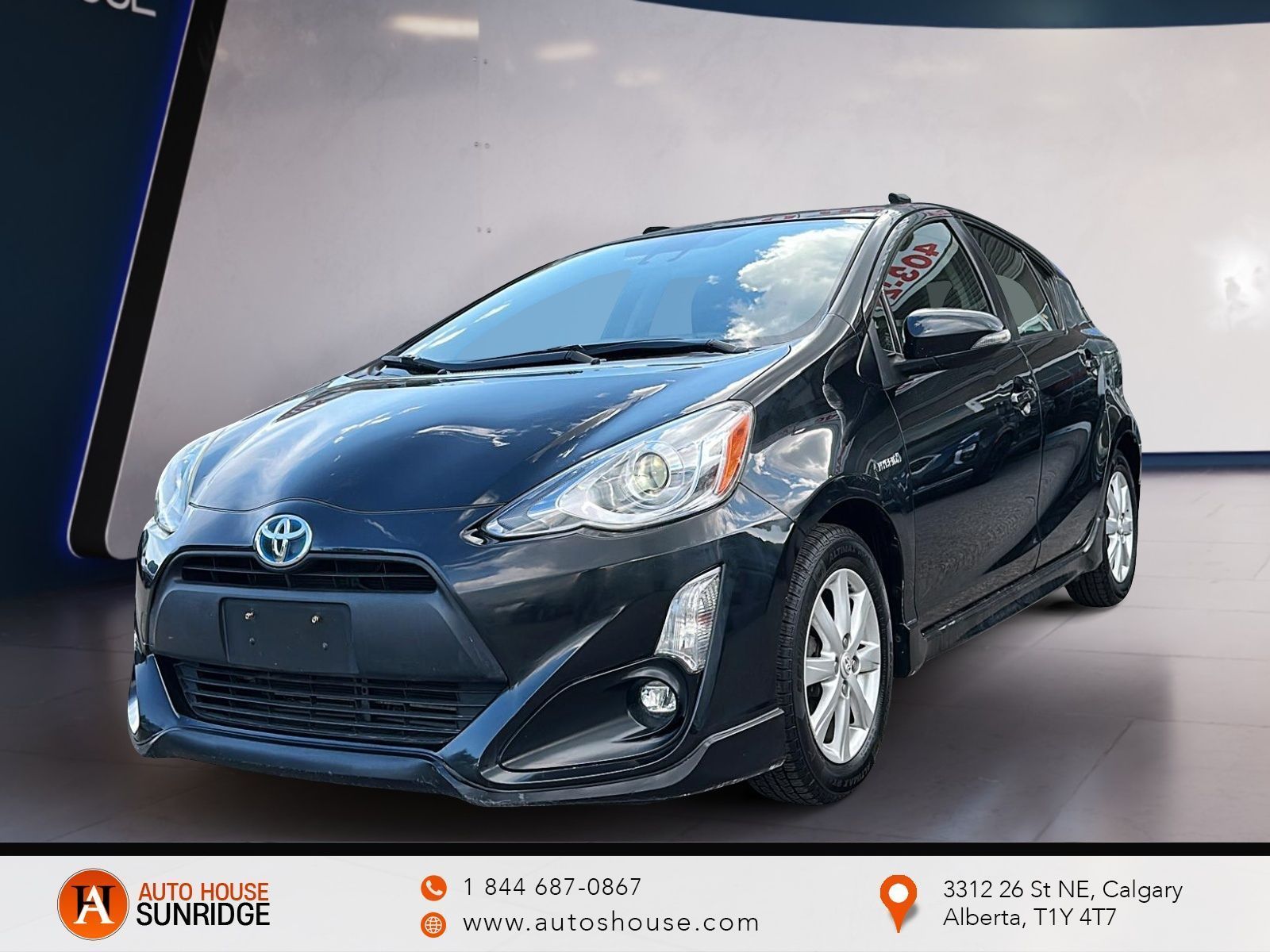 Photo 2017 Toyota Prius c Hybrid Technology #1