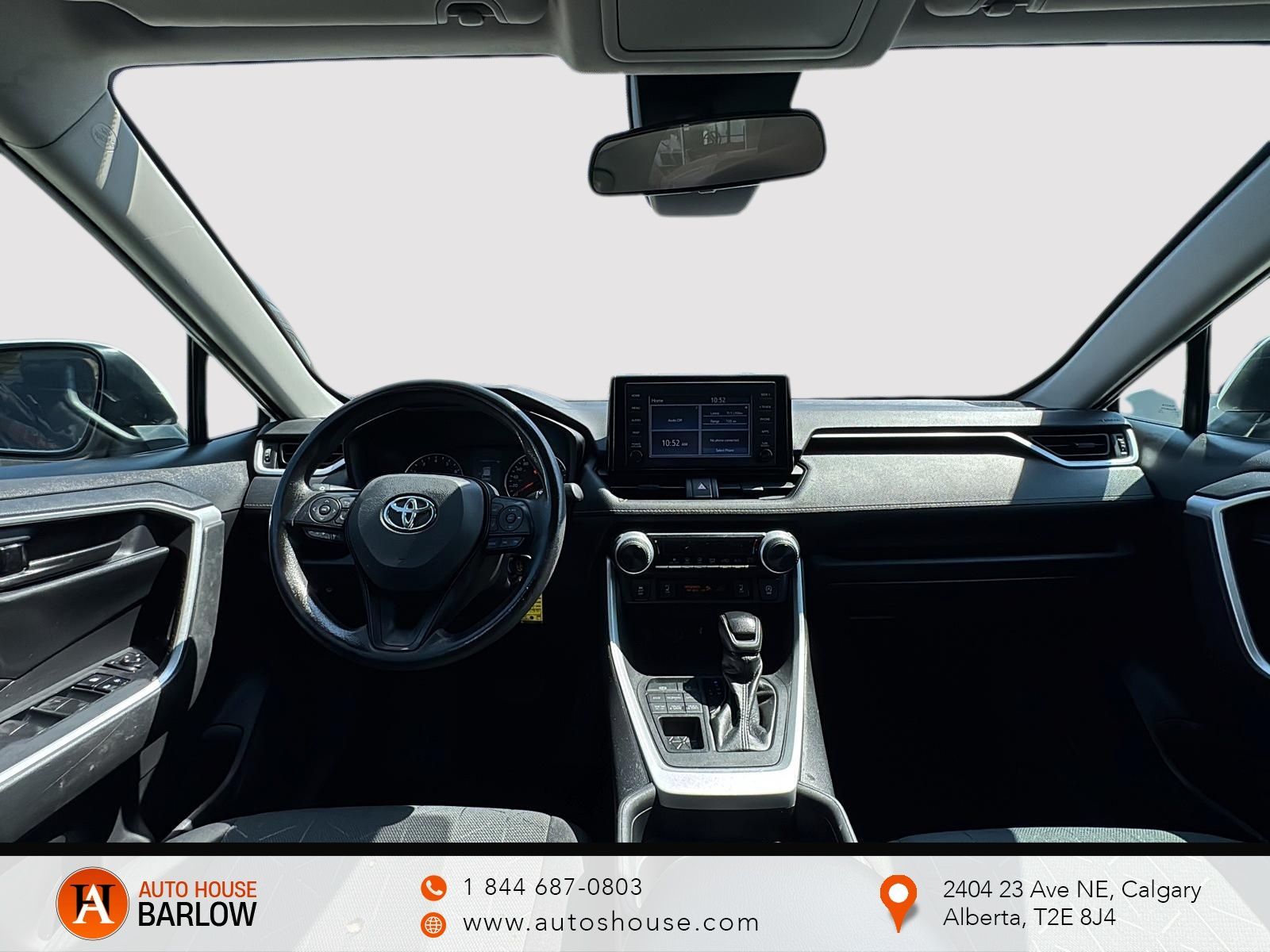 Photo 2021 Toyota RAV4 LE AWD #8