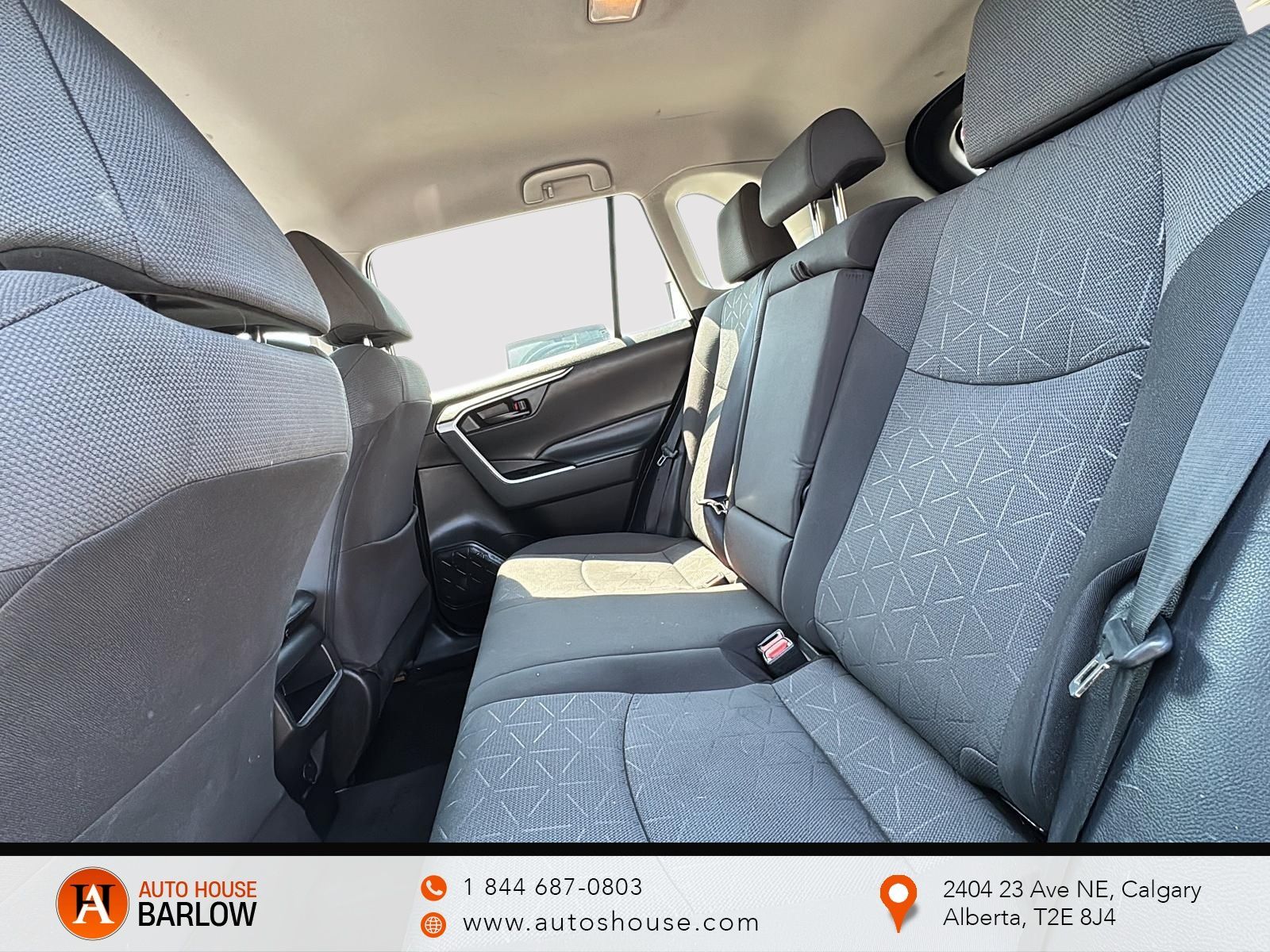 Photo 2021 Toyota RAV4 LE AWD #7