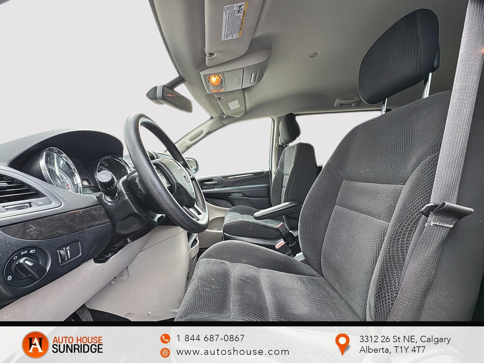 Photo 2020 Dodge Grand Caravan SE #6