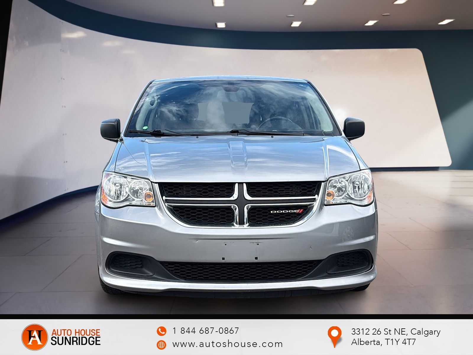 Photo 2020 Dodge Grand Caravan SE #2