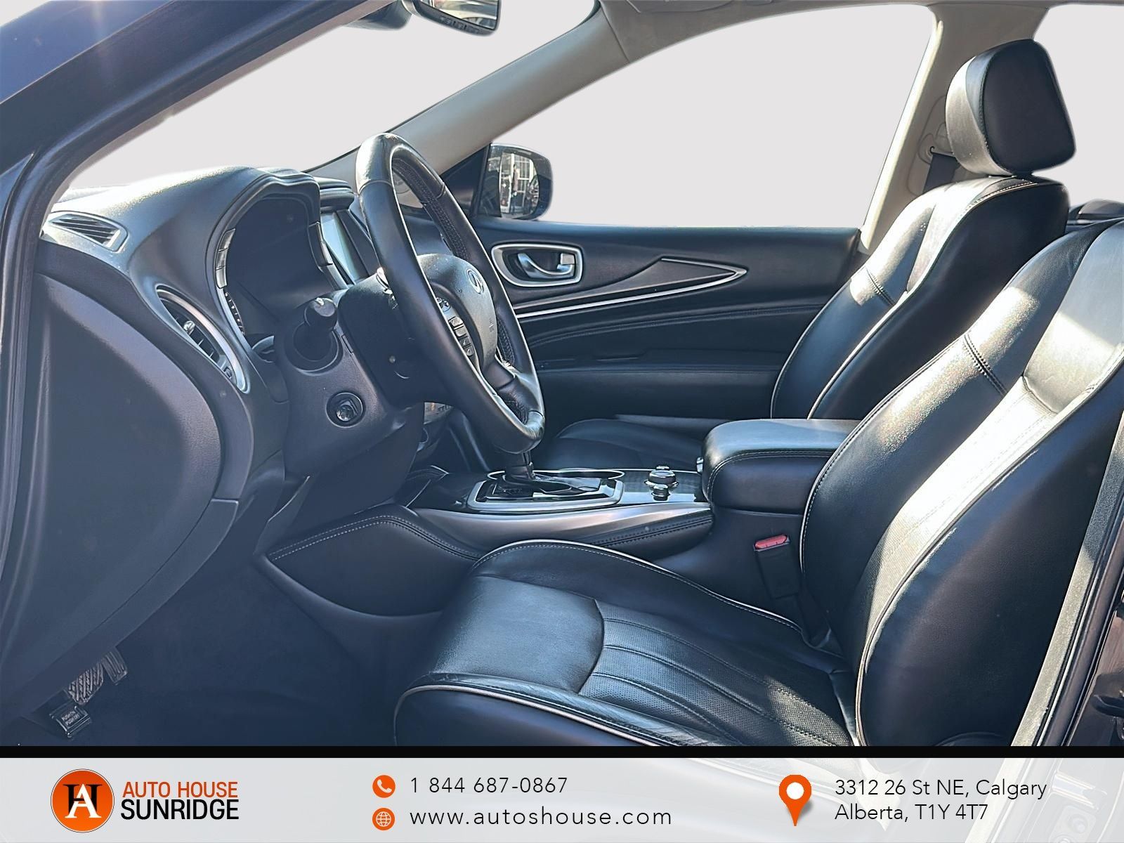 Photo 2020 Infiniti QX60 LUXE PURE LEATHER SEATS #6
