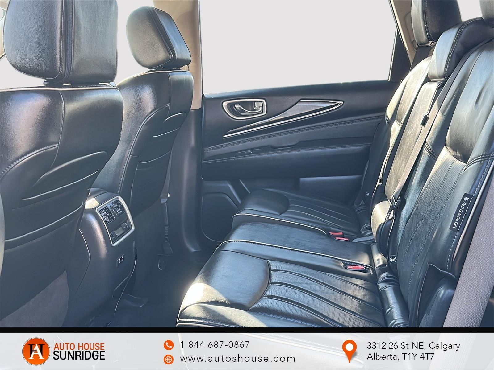 Photo 2020 Infiniti QX60 LUXE PURE LEATHER SEATS #7