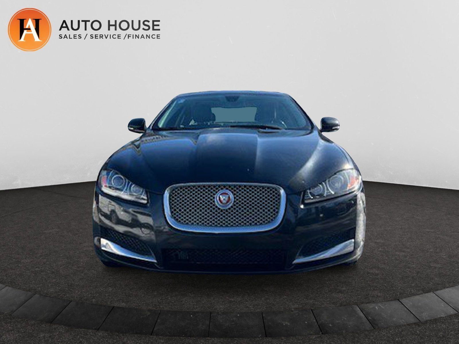 Photo 2014 Jaguar XF SPORT AWD | HEATED SEATS | SUNROOF #2