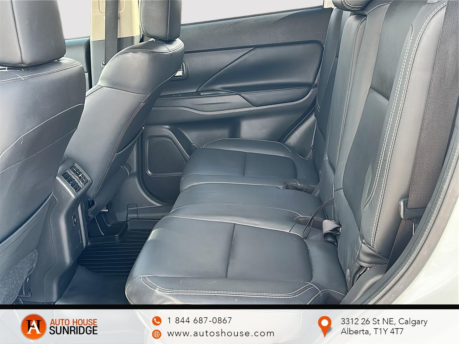 Photo 2019 Mitsubishi Outlander ES PREMIUM LEATHER SEATS #7