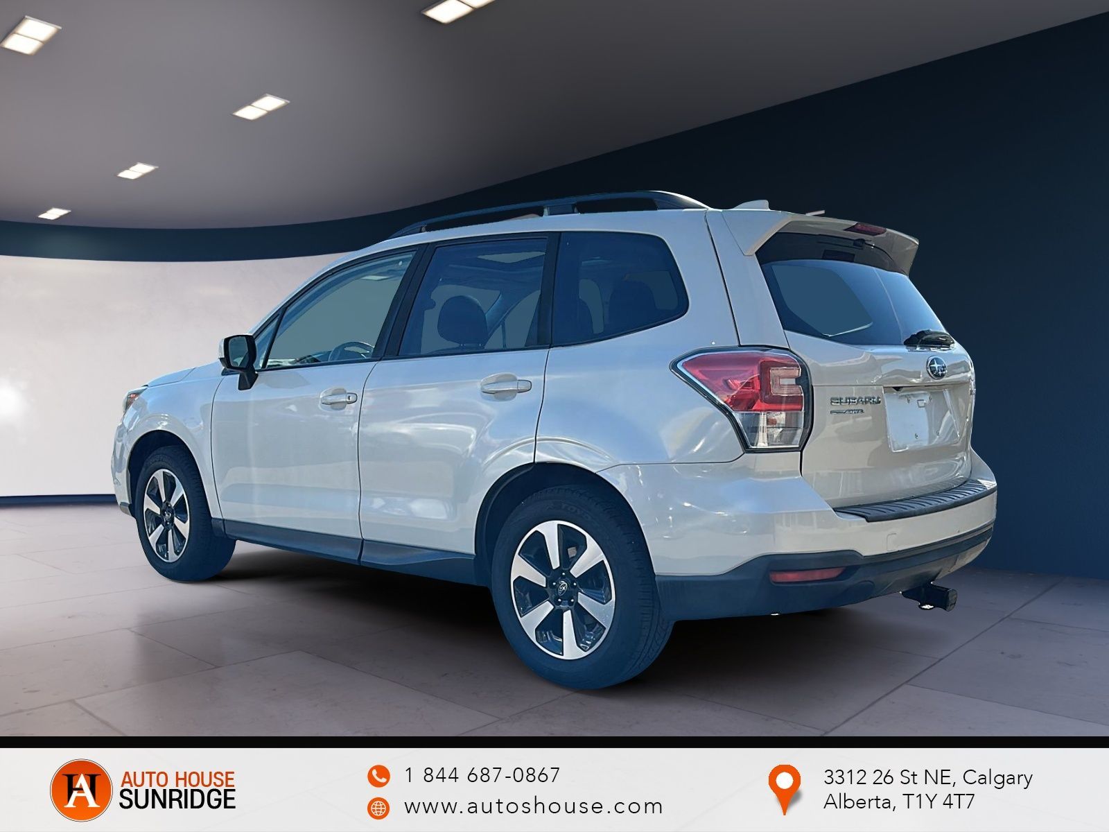 Photo 2018 Subaru Forester Touring AWD #4