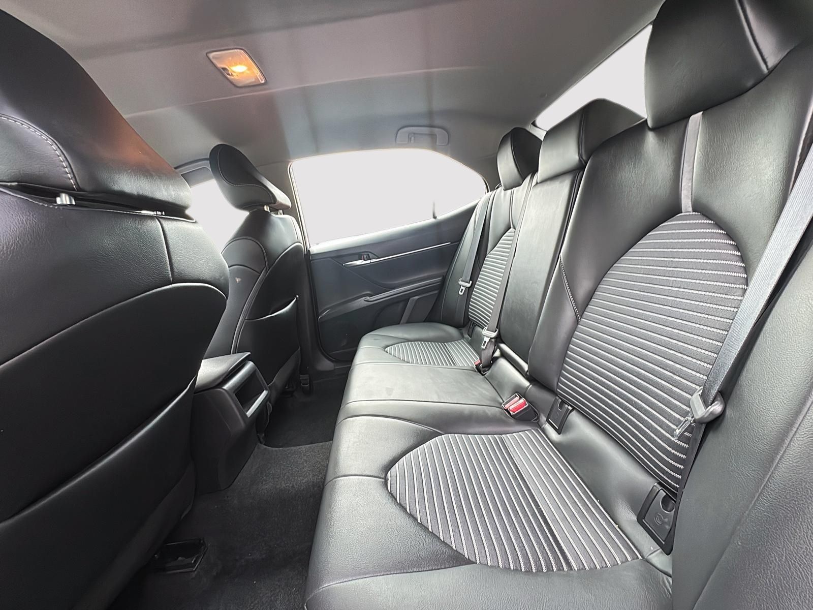 Photo 2024 Toyota Camry SE Leather #7