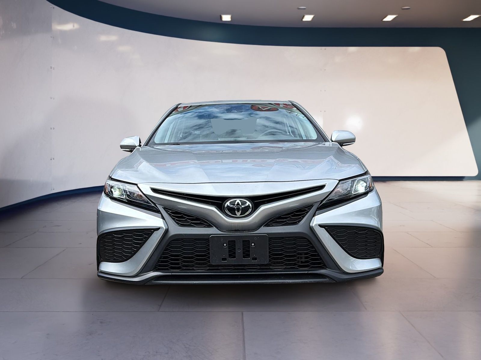 Photo 2024 Toyota Camry SE Leather #2