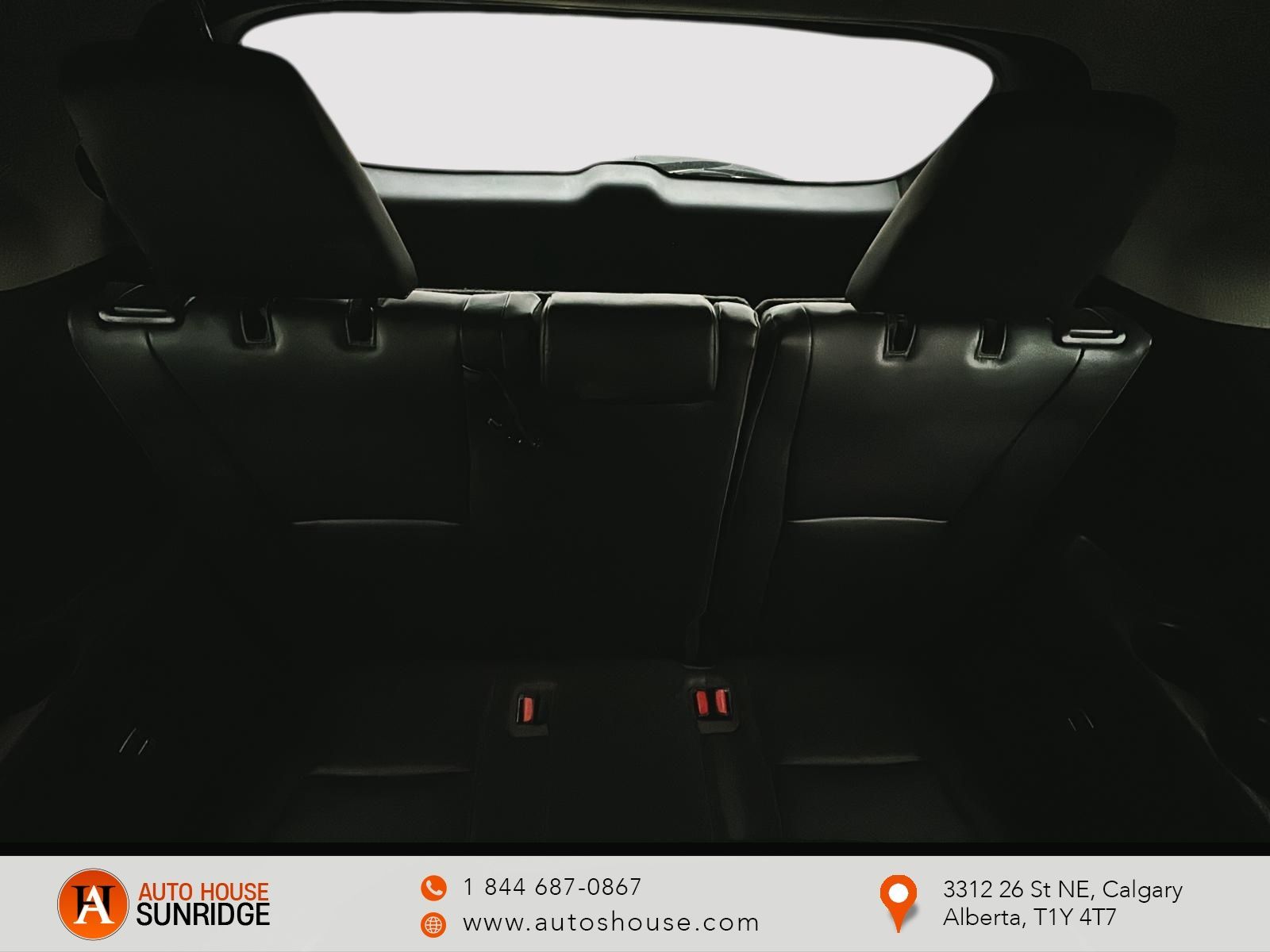 Photo 2022 Toyota Highlander XLE AWD #8