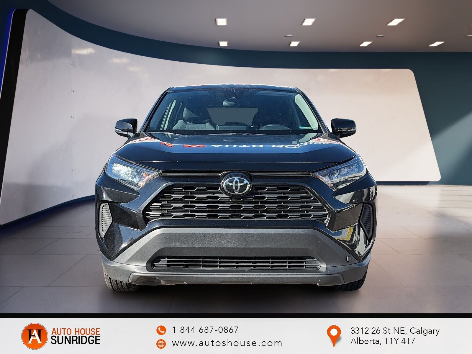 Photo 2024 Toyota RAV4 LE AWD #2