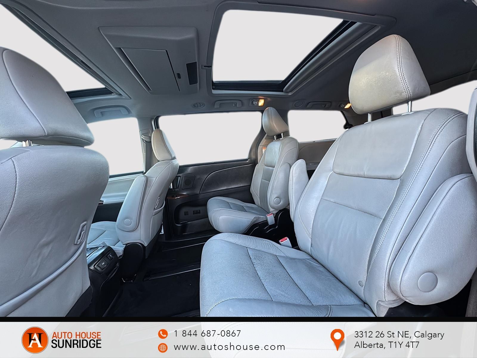 Photo 2017 Toyota Sienna LIMITED AWD LEATHER SEATS #7