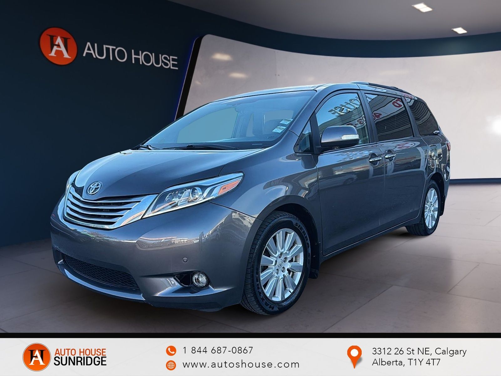 Photo 2017 Toyota Sienna LIMITED AWD LEATHER SEATS #1