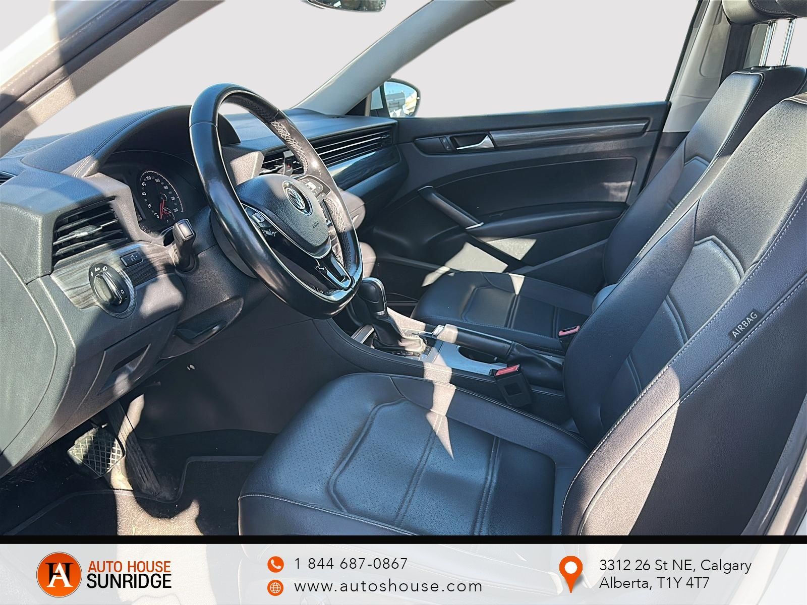 Photo 2020 Volkswagen Passat Highline LEATHER SEATS #6