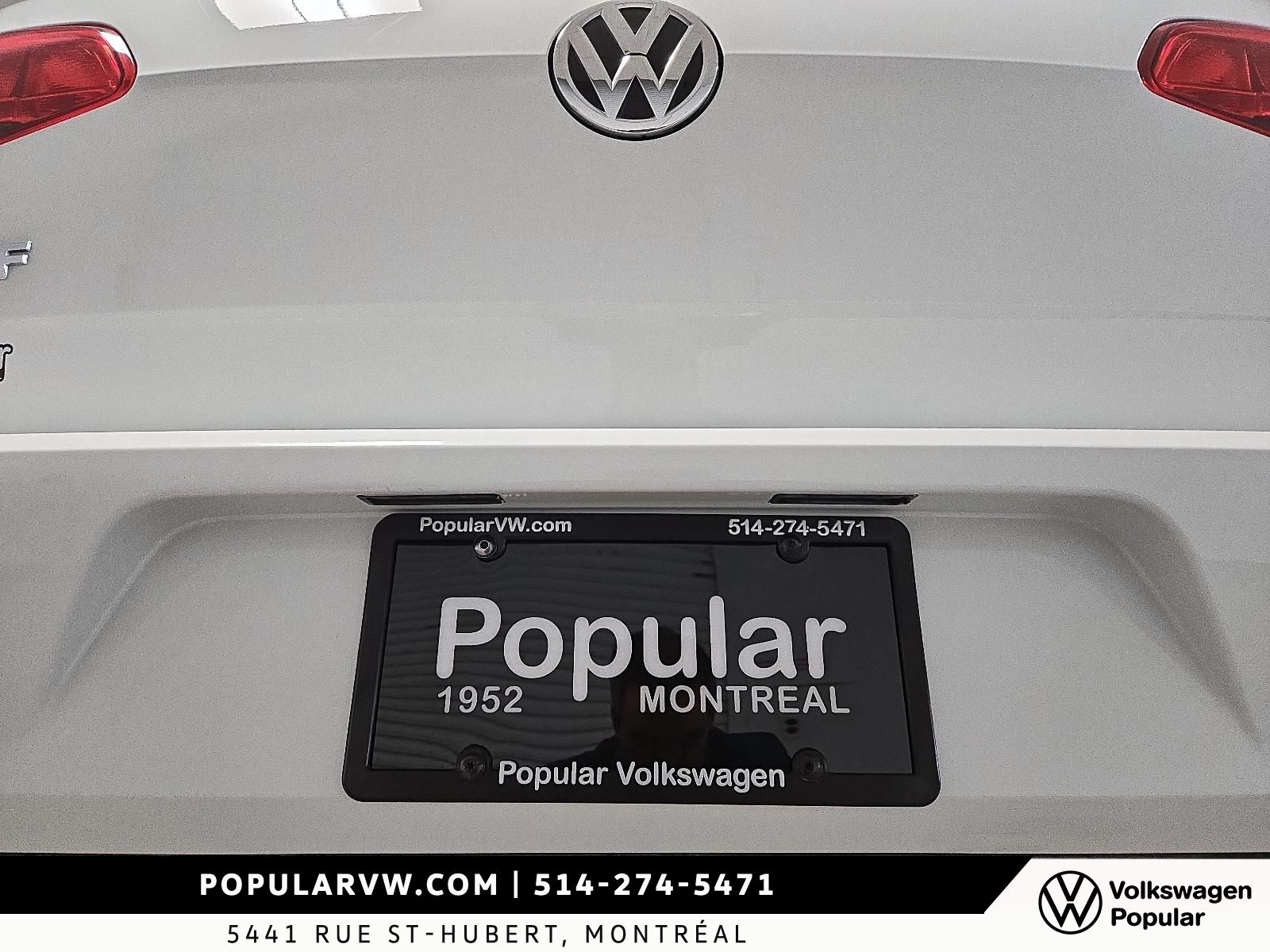 2017 Volkswagen Golf Comfortline Low Kilometer & Sunroof!