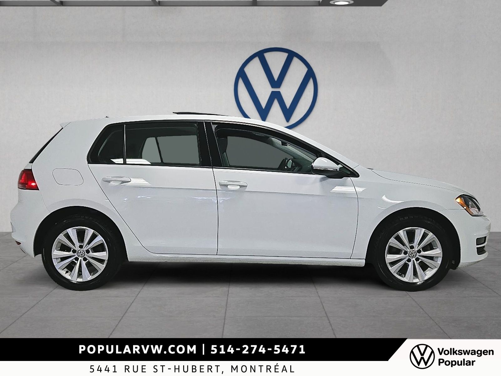 2017 Volkswagen Golf Comfortline Low Kilometer & Sunroof!