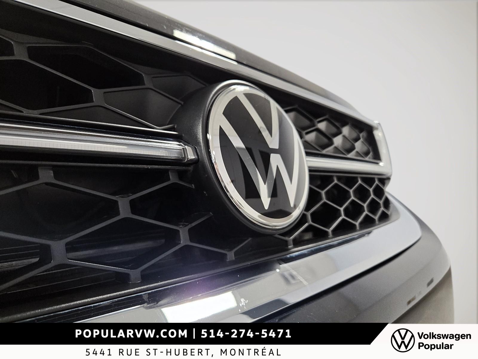 2022 Volkswagen Taos Highline Low Kilometer + Remote Starter!