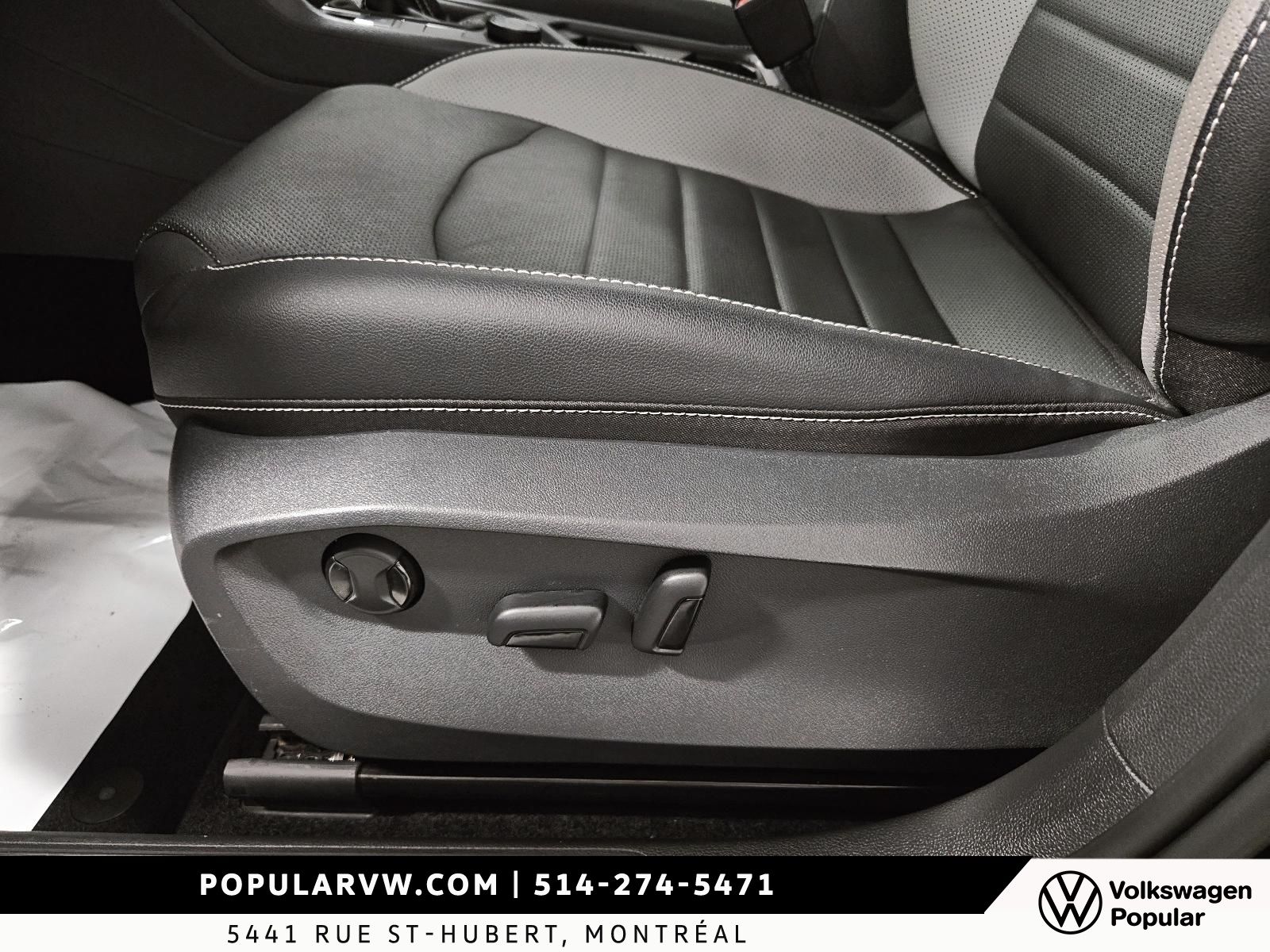 2022 Volkswagen Taos Highline Low Kilometer + Remote Starter!