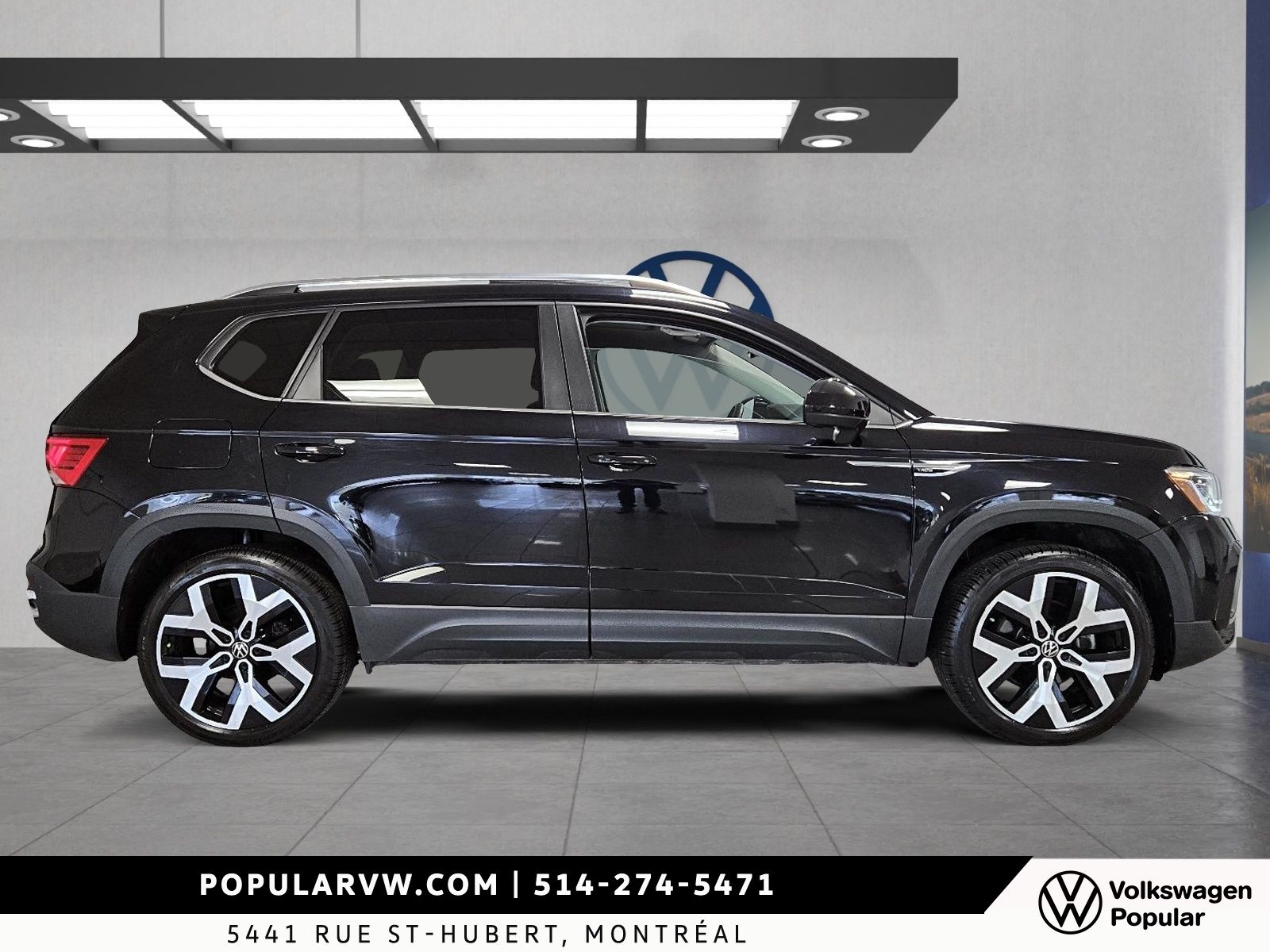 2022 Volkswagen Taos Highline Low Kilometer + Remote Starter!