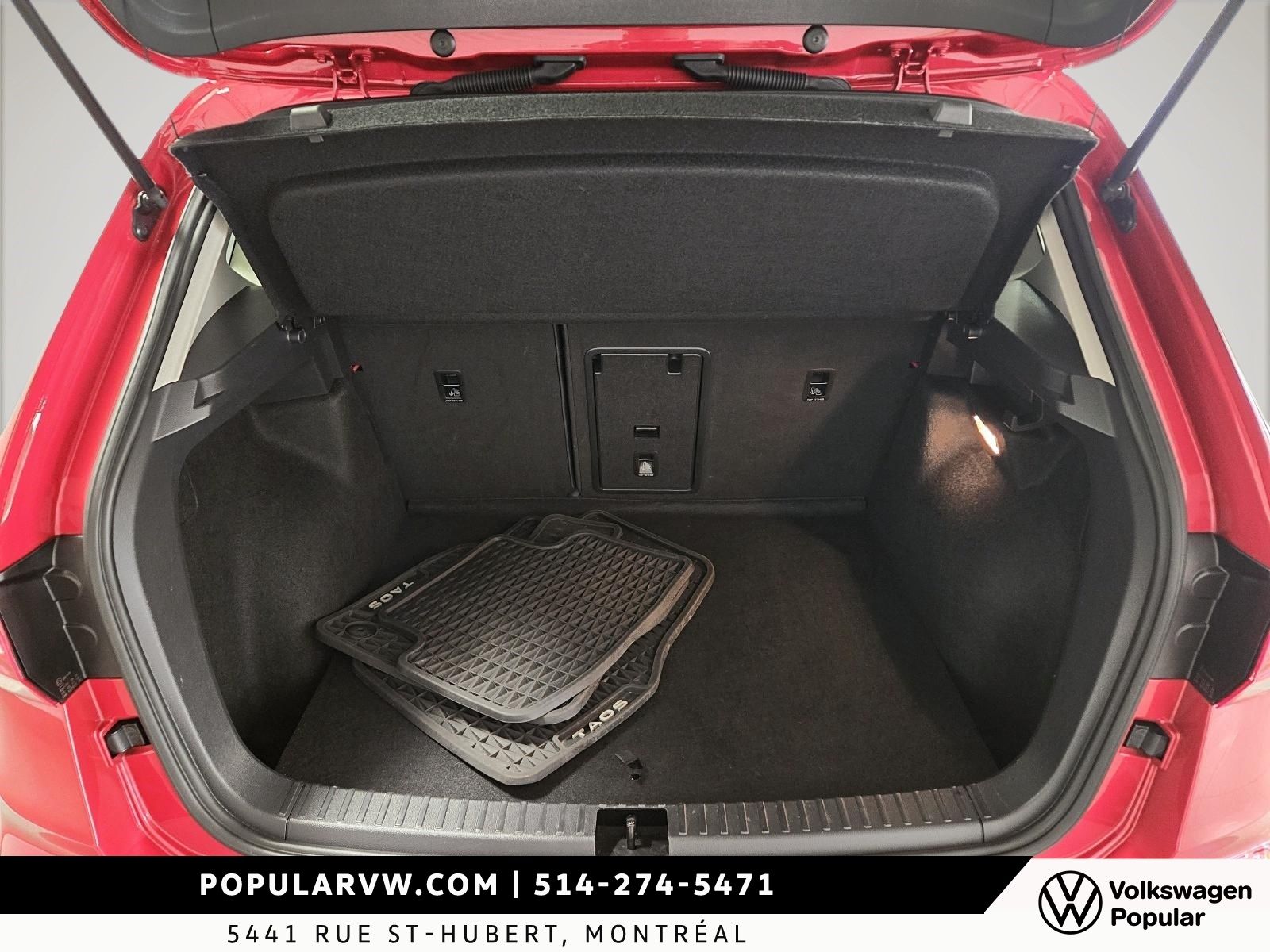 2023 Volkswagen Taos Comfortline 4Motion Low Kilometer + Panoramic Sunroof