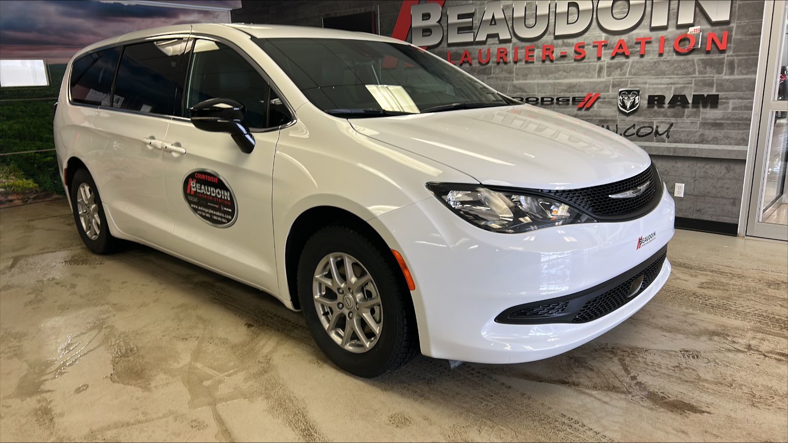 2026 Chrysler Grand Caravan SXT
