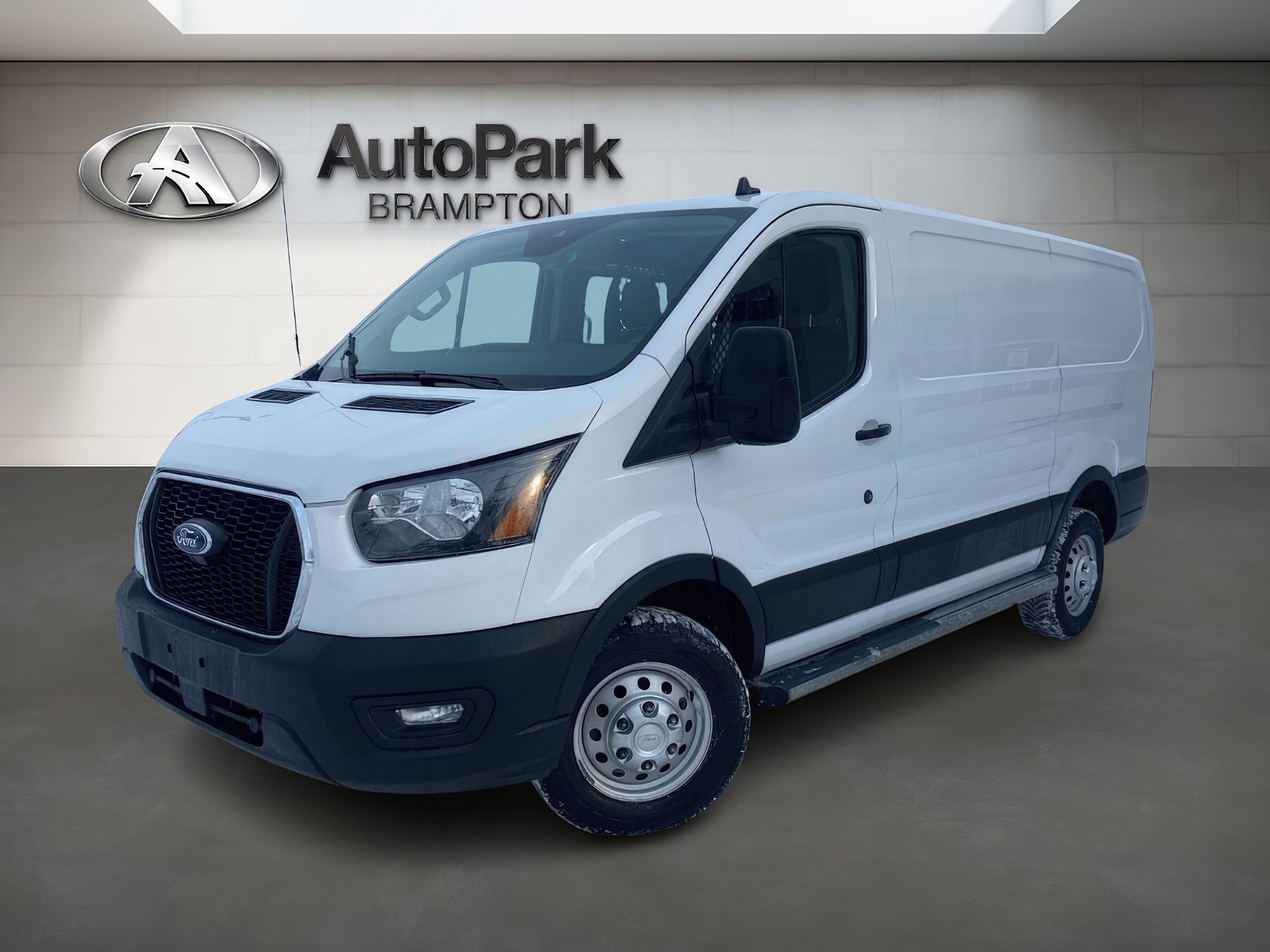 2023 Ford Transit 250 Base