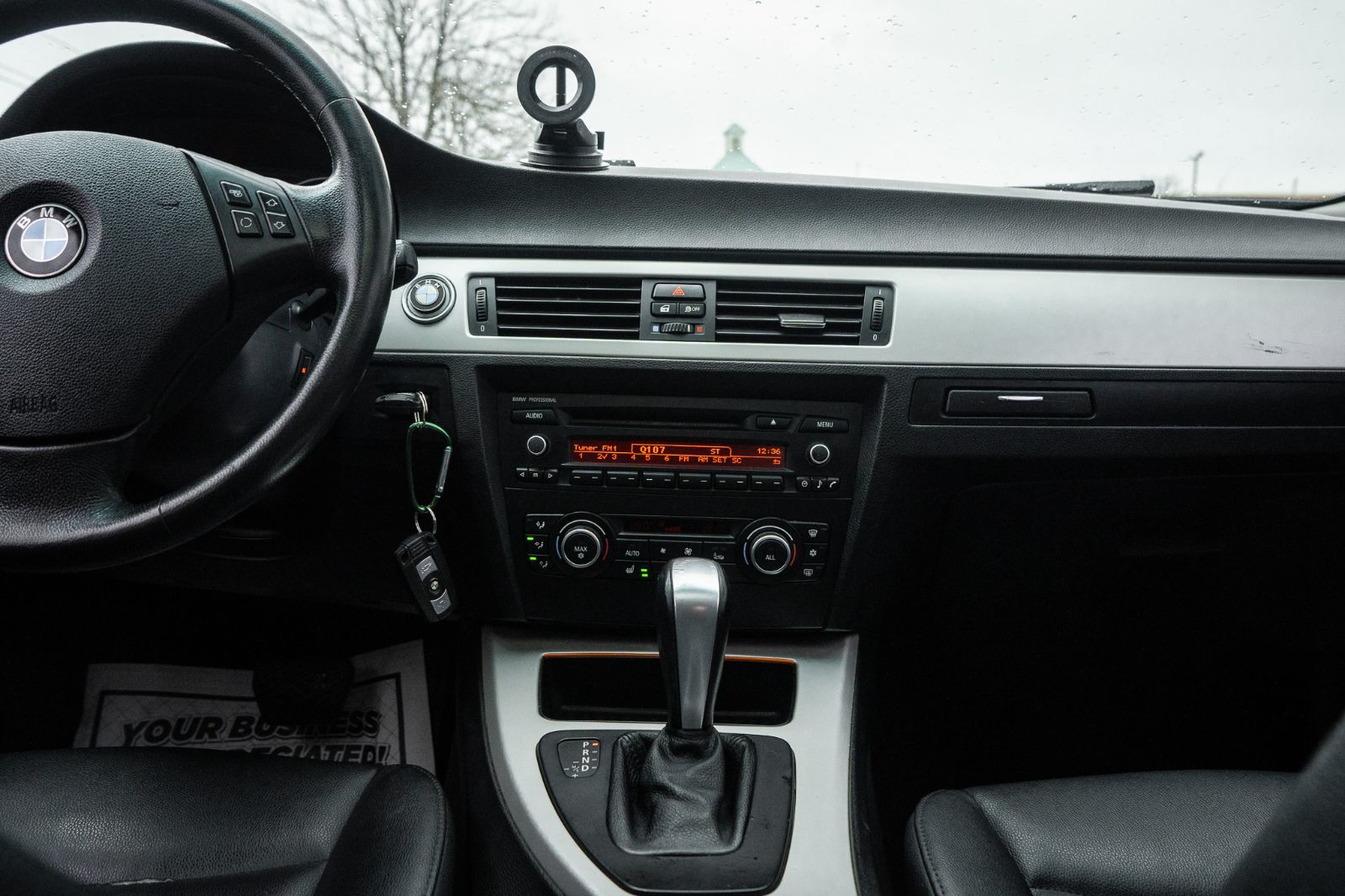 2011 BMW 3 Series 323i-8