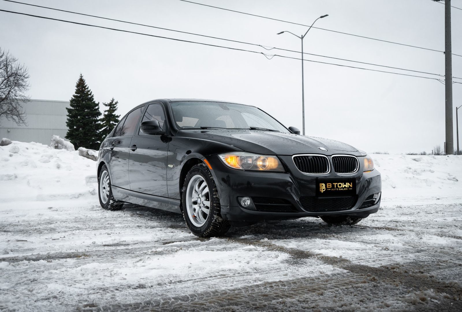 2011 BMW 3 Series 323i-2