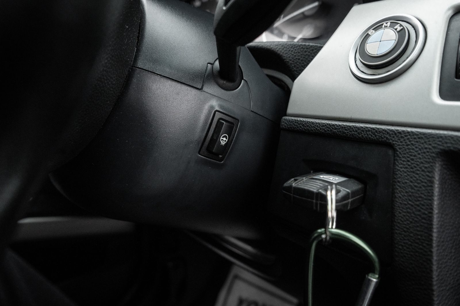 2011 BMW 3 Series 323i-15