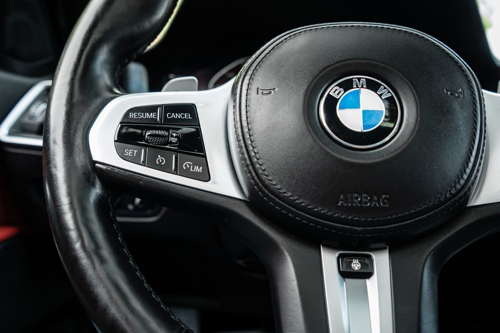 2022 BMW 3 Series 330i xDrive-10