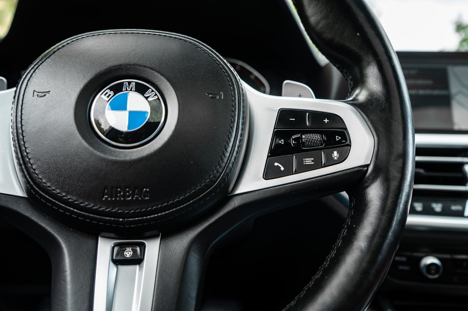 2022 BMW 3 Series 330i xDrive-11