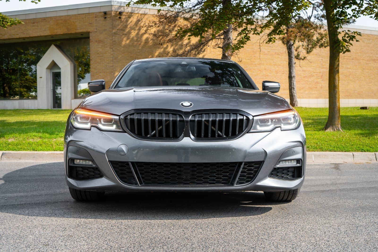 2022 BMW 3 Series 330i xDrive-1
